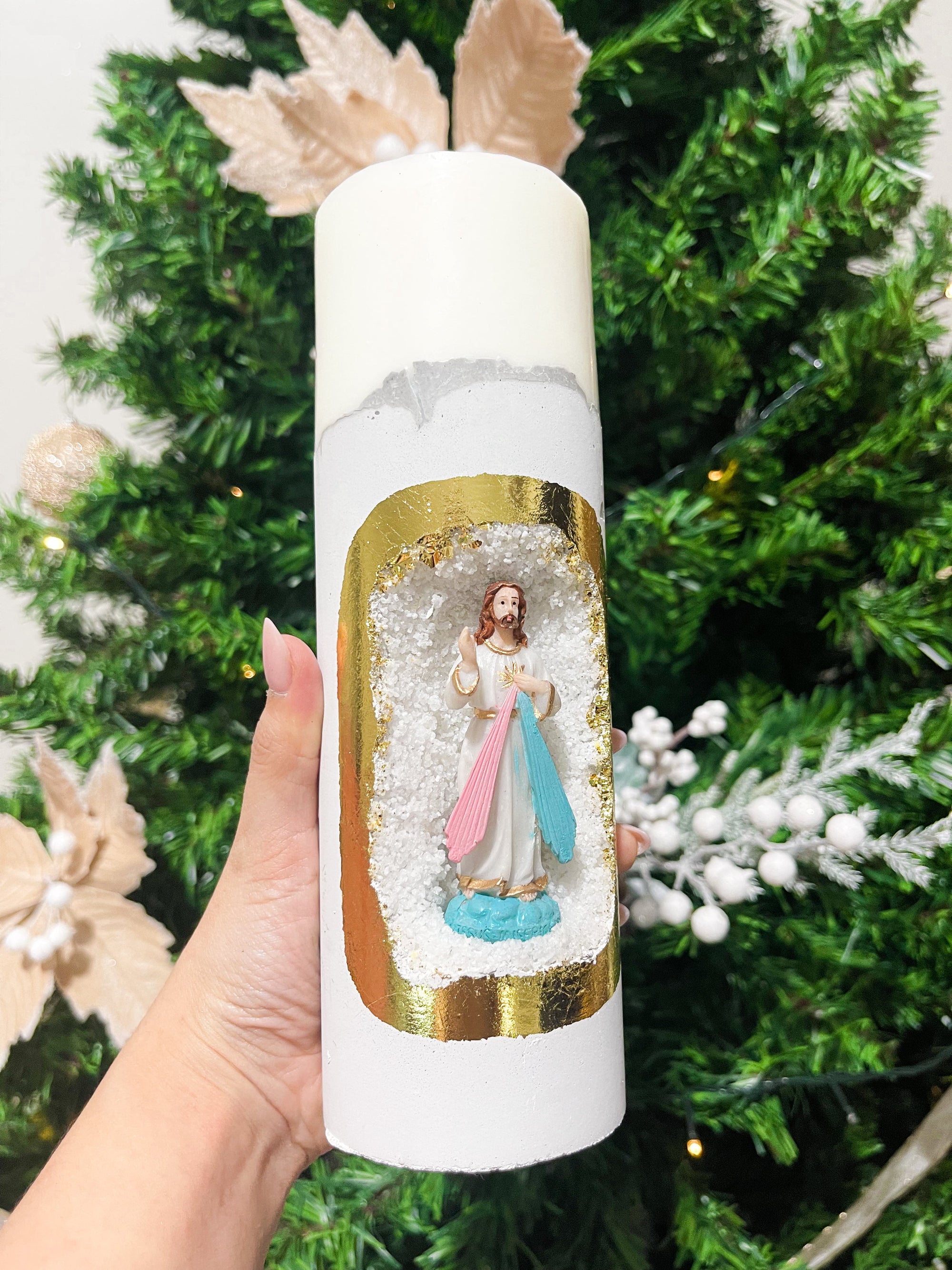 Vela Santuário Jesus Misericordioso Média